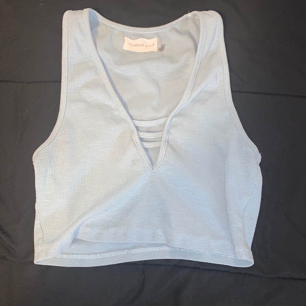 cropped v-neck tank
